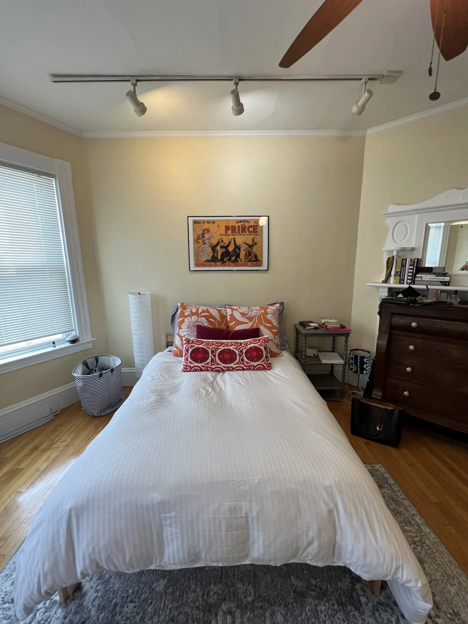 176 Elm St, North Cambridge