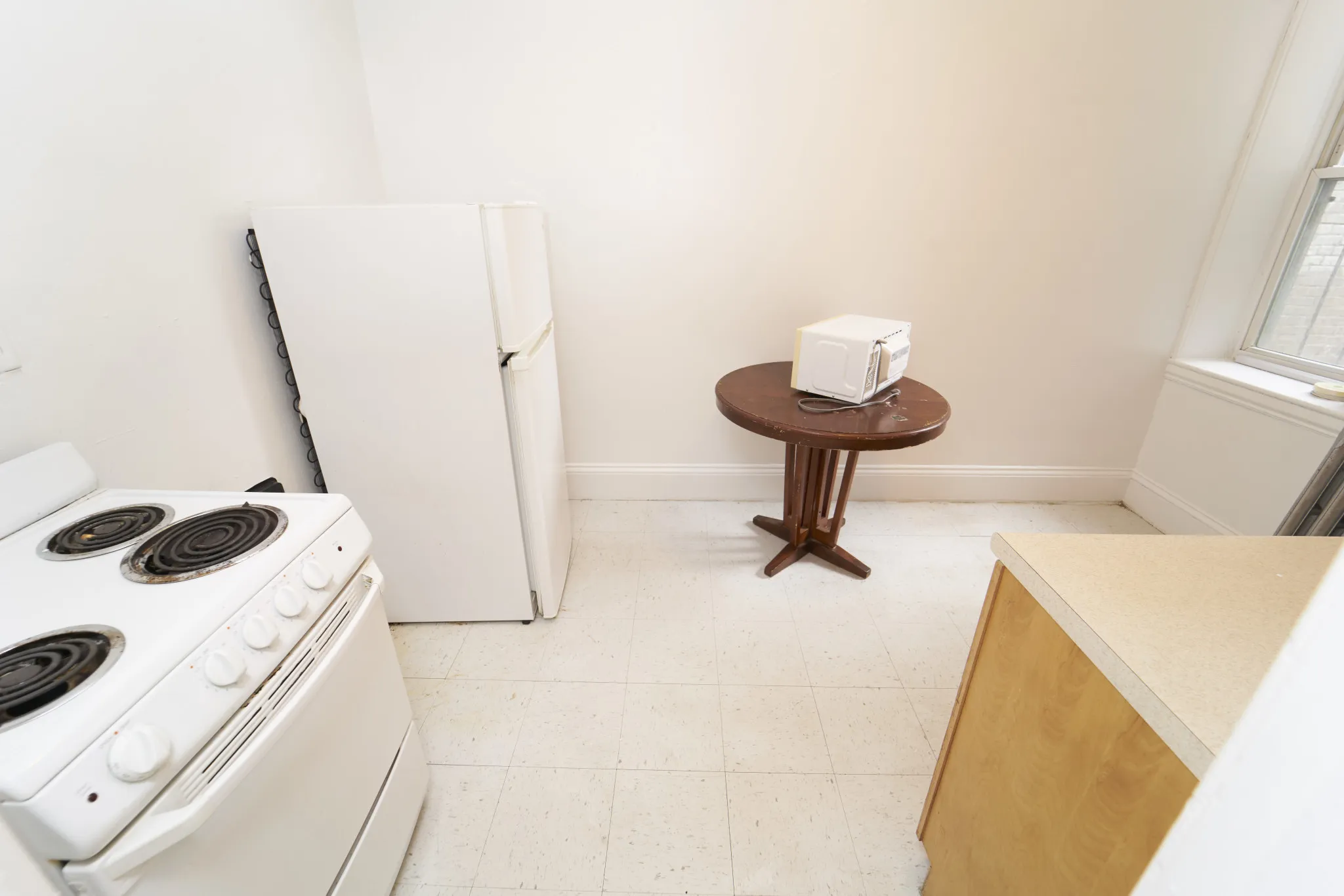 1375 Commonwealth Ave, Brighton