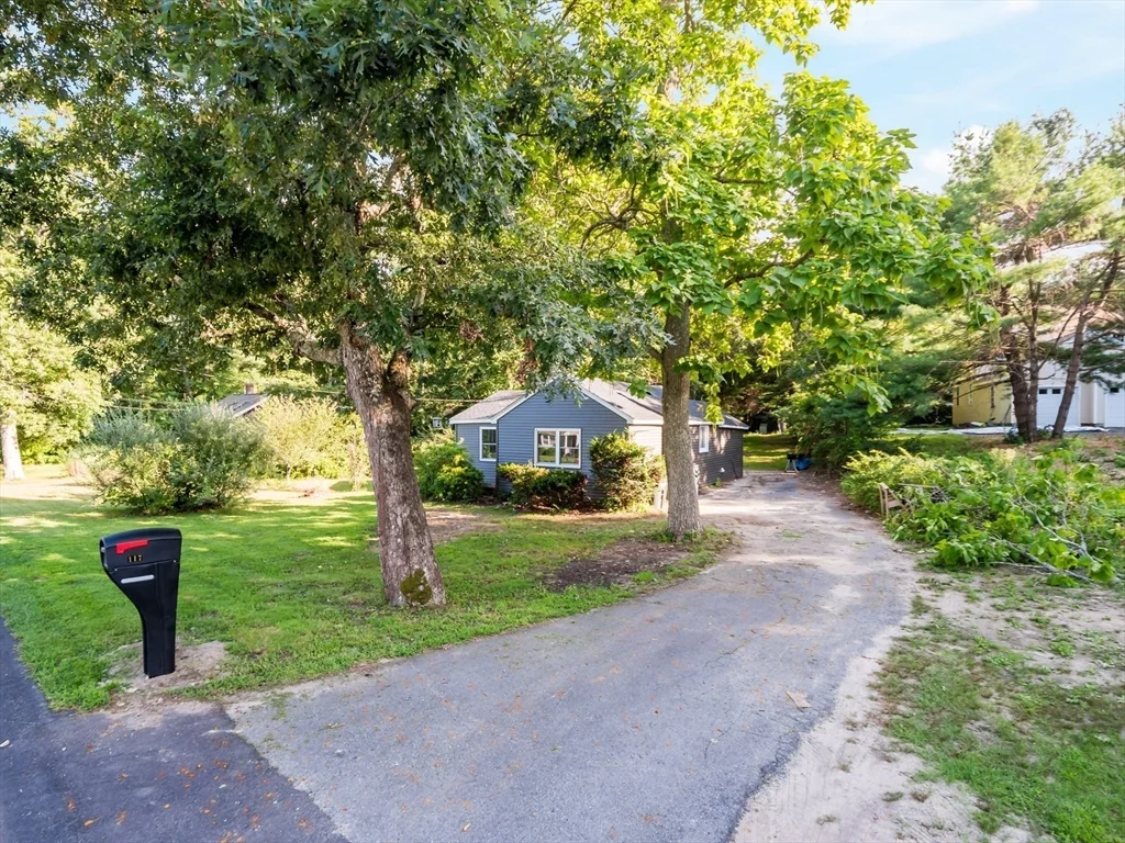 117 Precinct St, Lakeville