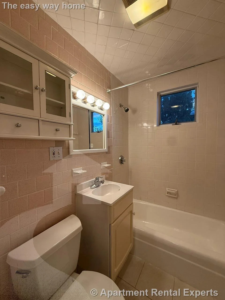 110 West Quincy St, Tufts