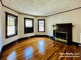 9 Roberts Rd, Mid-Cambridge