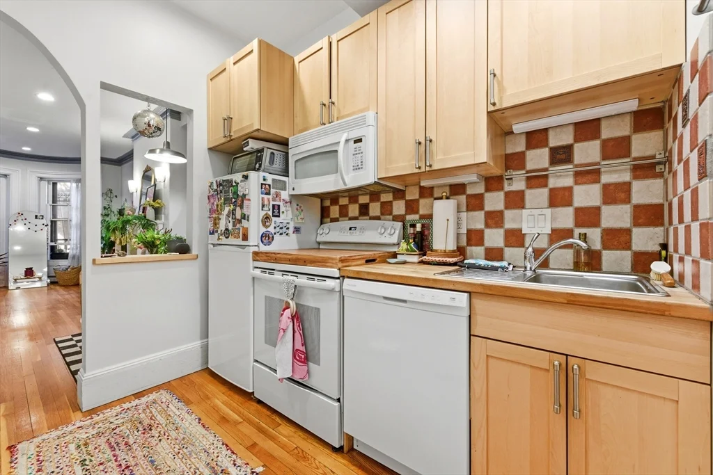 3 Saint Charles St, South End