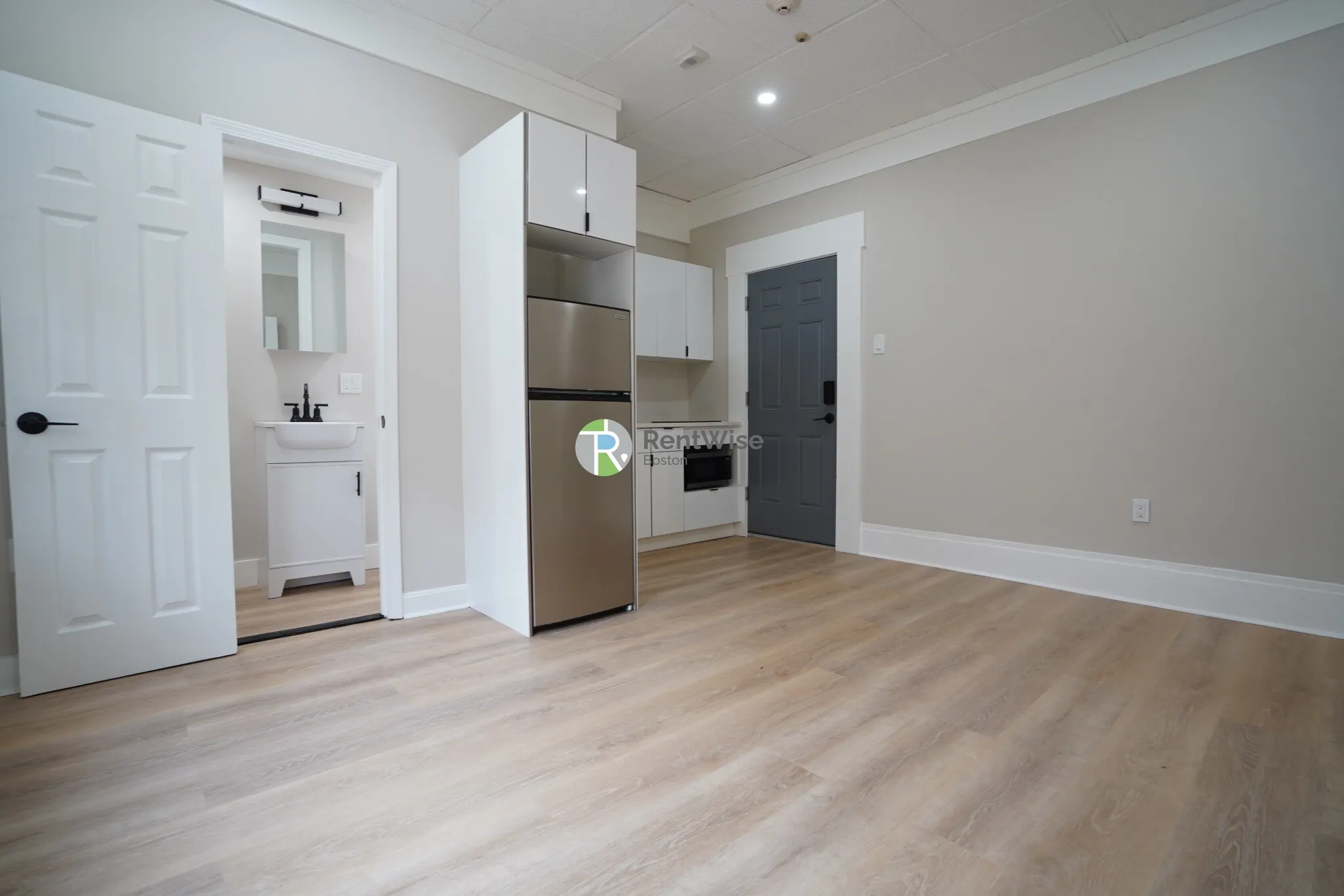 142 Dorchester St, South Boston