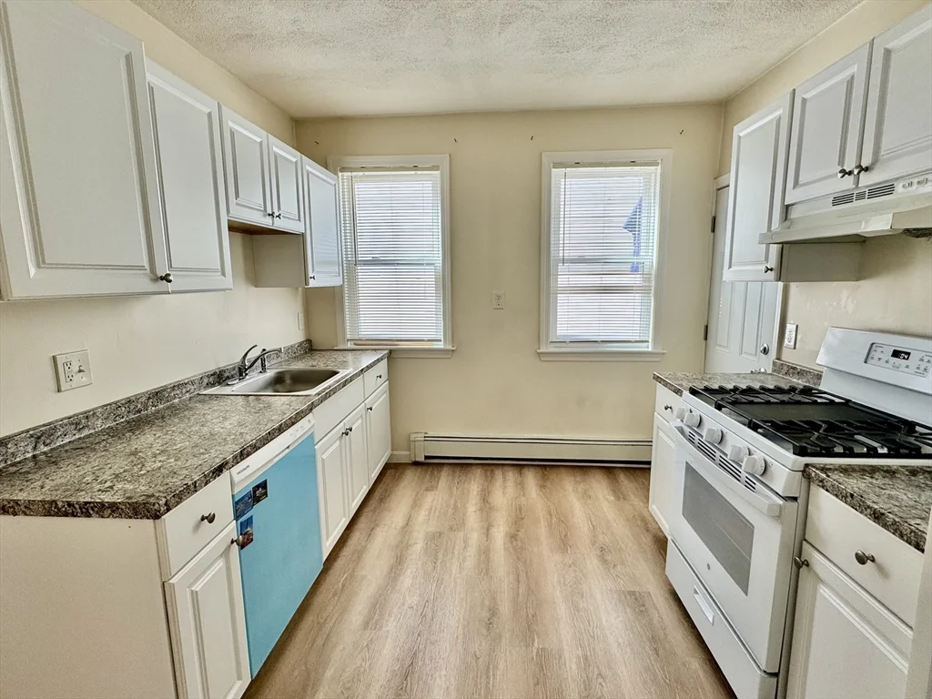 21 Warren St, Revere