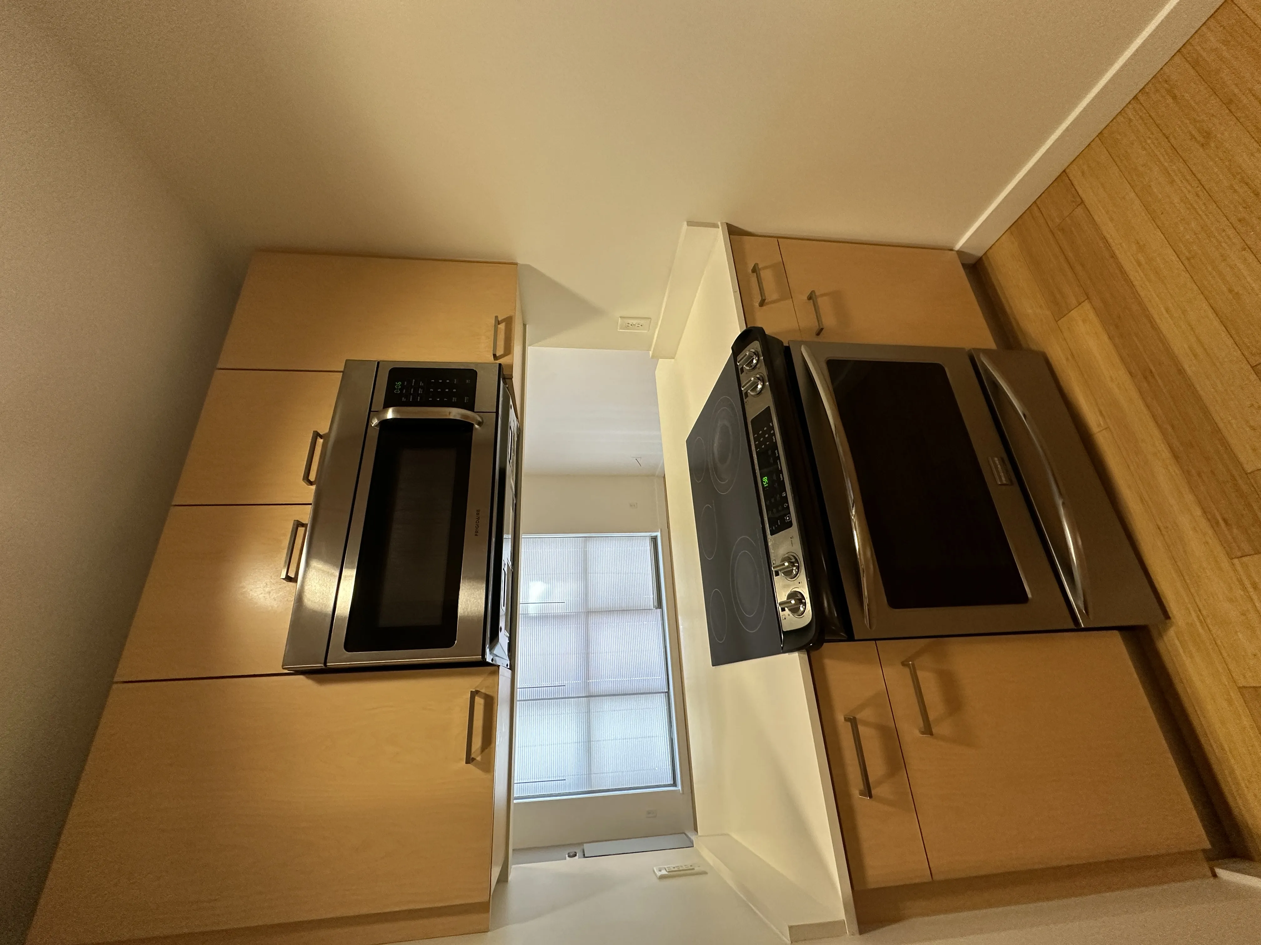 1085 Boylston St, Fenway