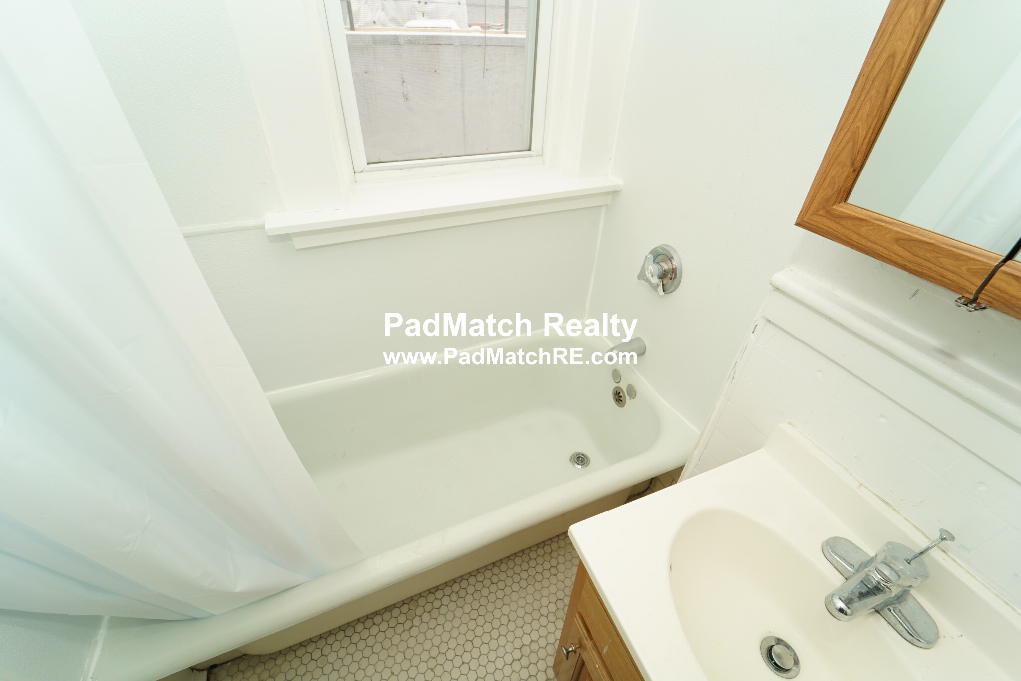 1191 Boylston St, Fenway