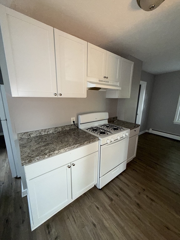 70 Prichard St, Fitchburg