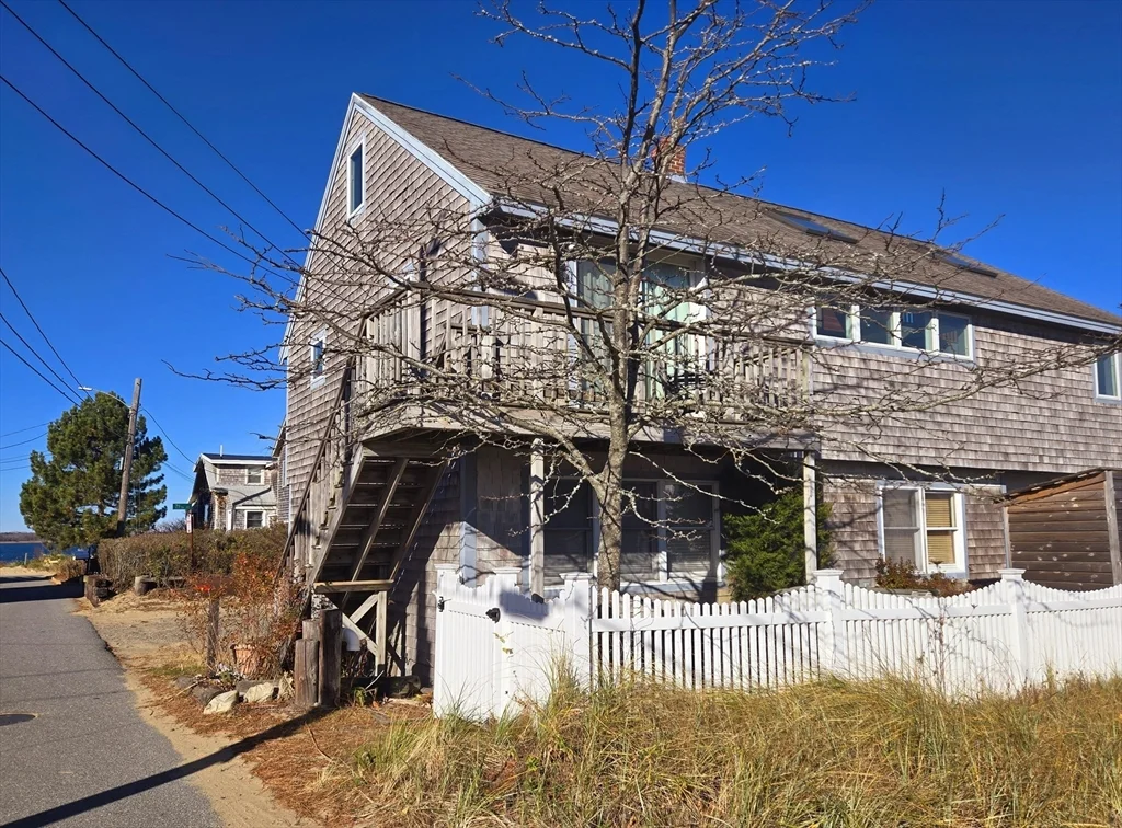 4 79th St, Plum Island
