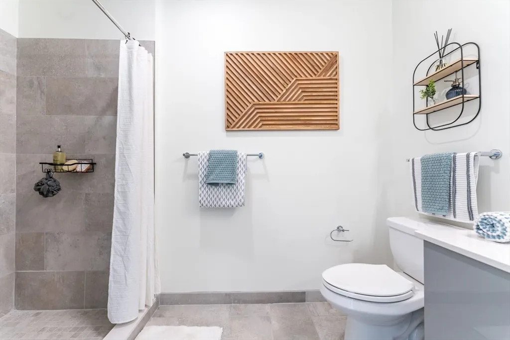 346 Somerville Ave, Union Square