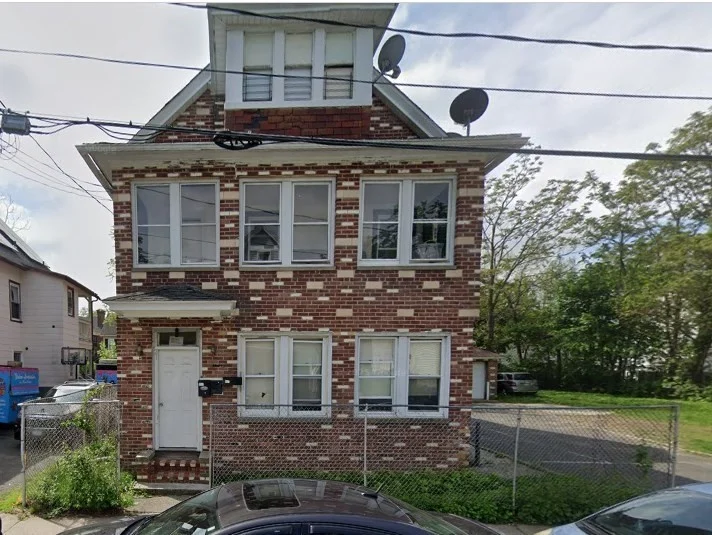 21 Chapel St, Springfield