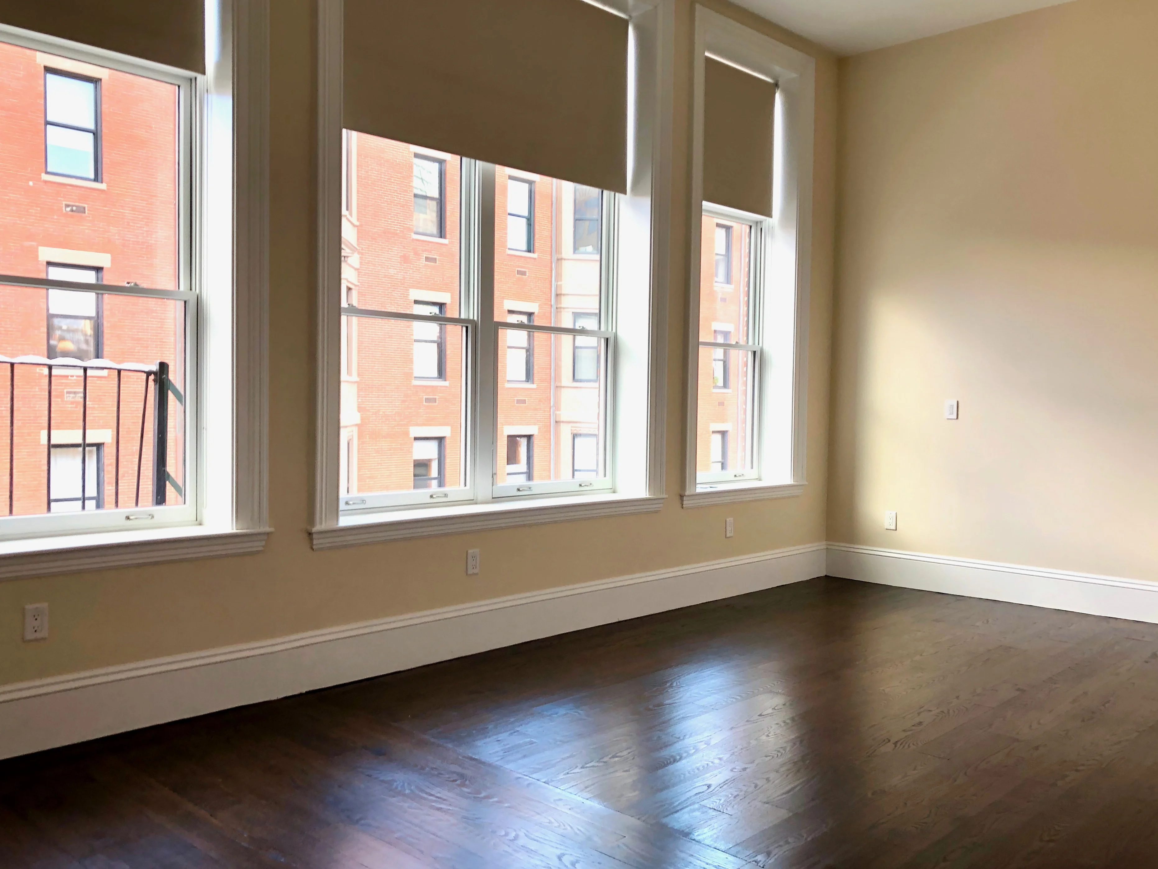 165 Newbury St, Back Bay