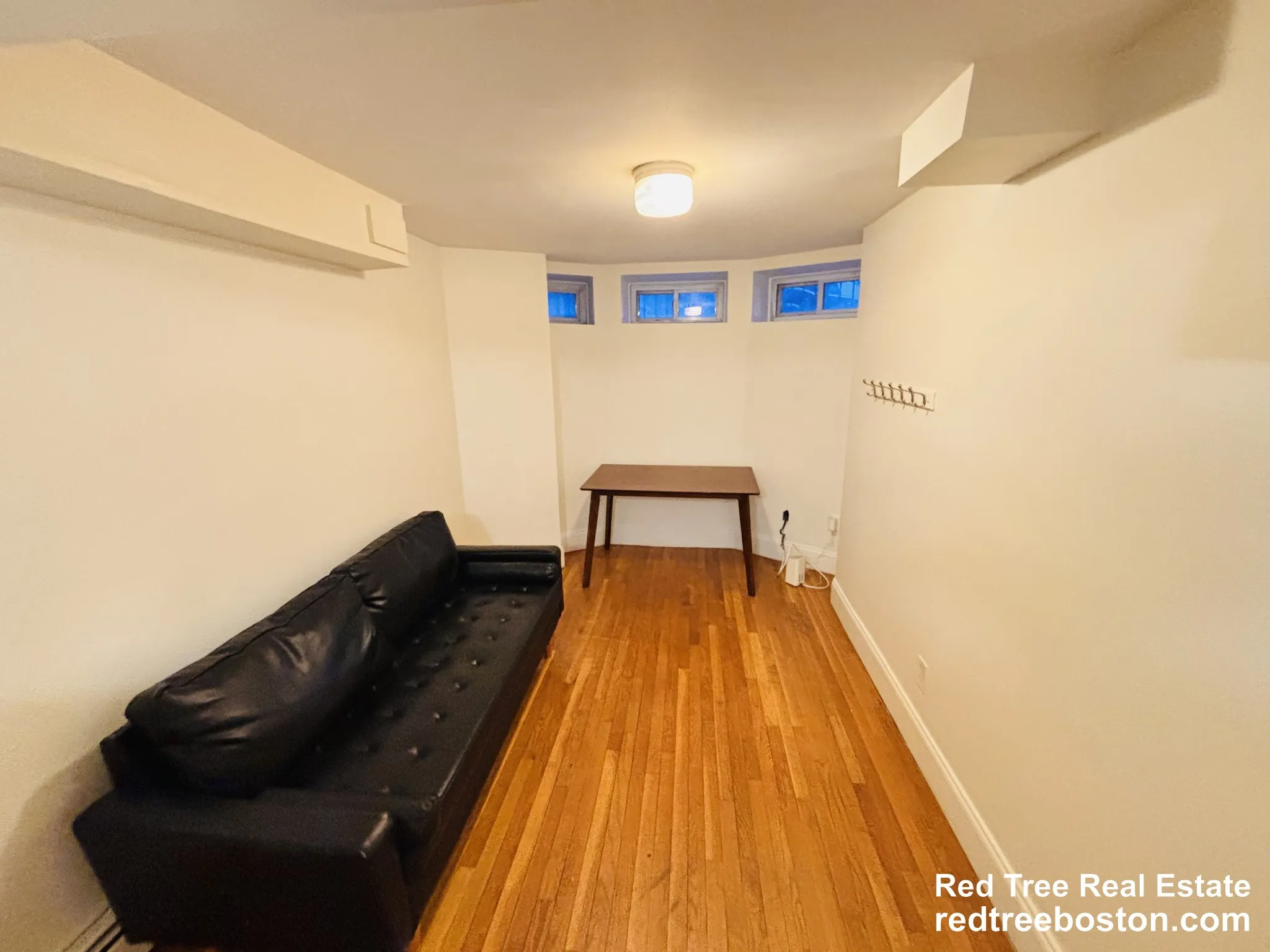 32 Edgerly Rd, Fenway