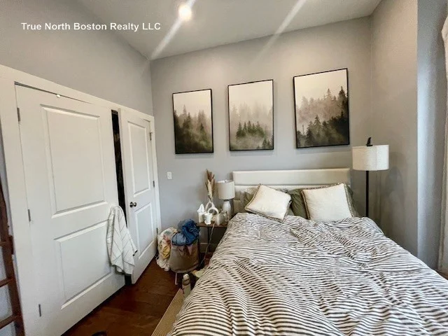 18 Atlantic St, South Boston