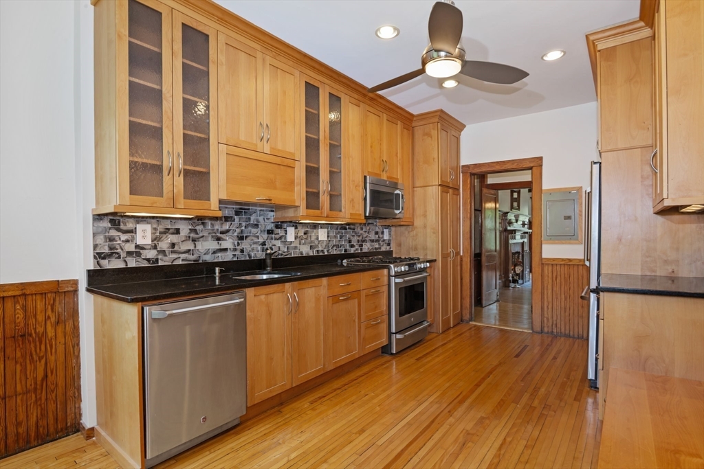 48 Kilsyth Rd, Salisbury Road - Corey Farm