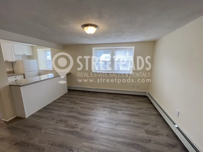 176 North Beacon St, Brighton