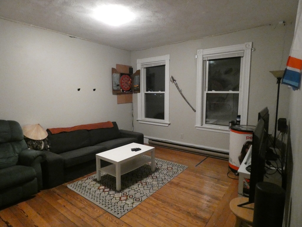 4 Bucknam St, Mission Hill