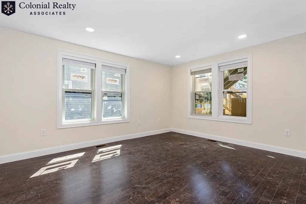 70 Stanley Ave, South Medford