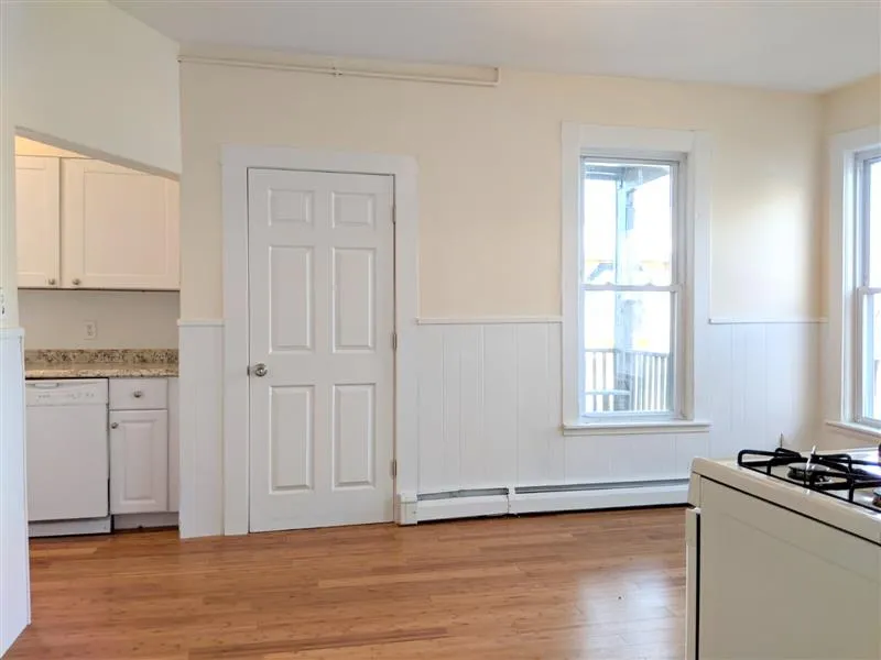 21 Thorndike St, Davis Square