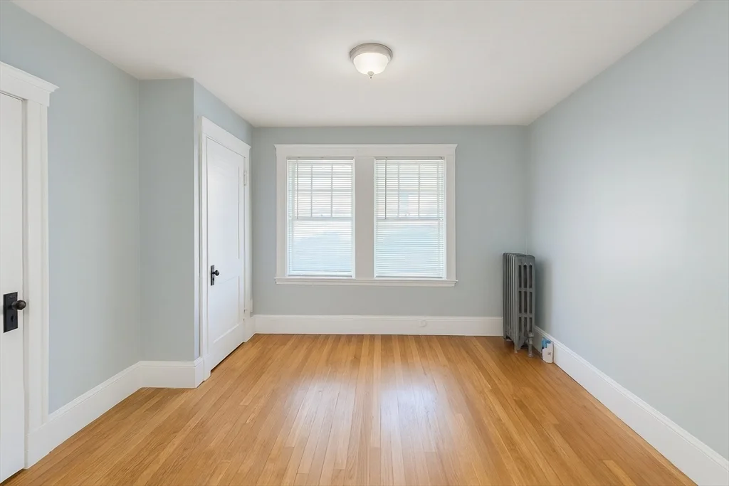 183 Willis Ave, Medford