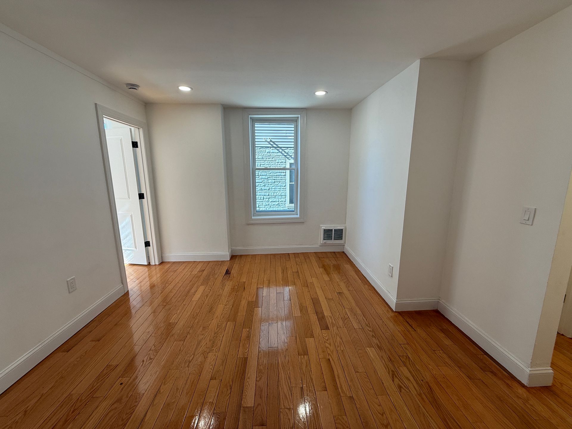 20 Chelsea St, East Boston