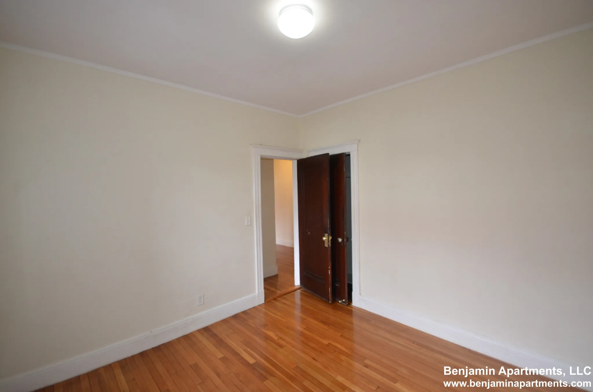 1800 Commonwealth Ave, Brighton