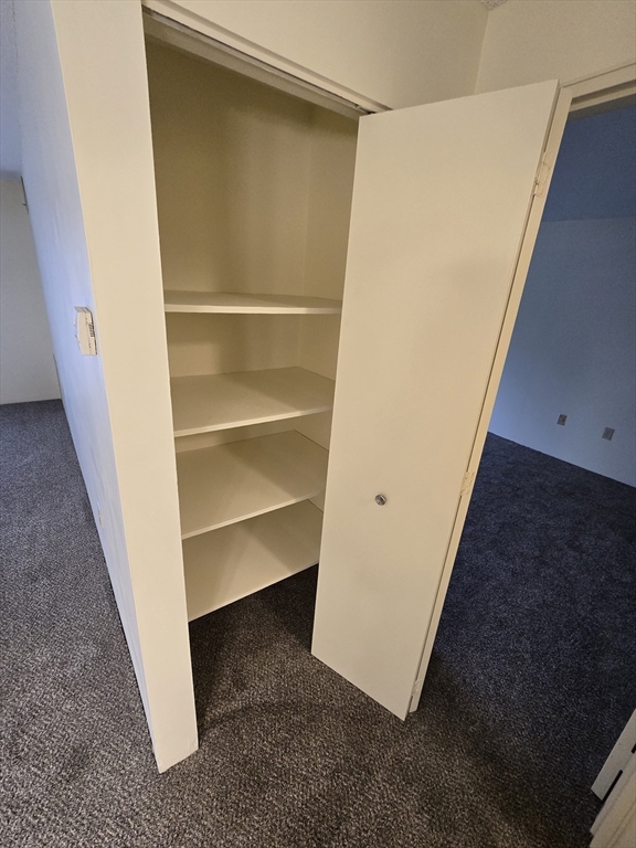 3 Post Oak Ln, Natick