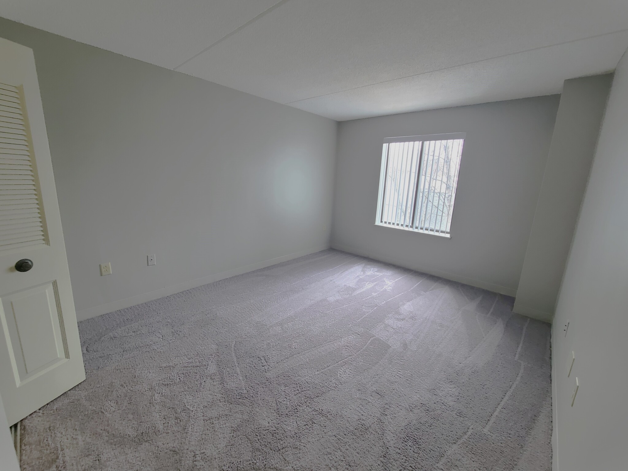 100 Ocean View Dr, Dorchester