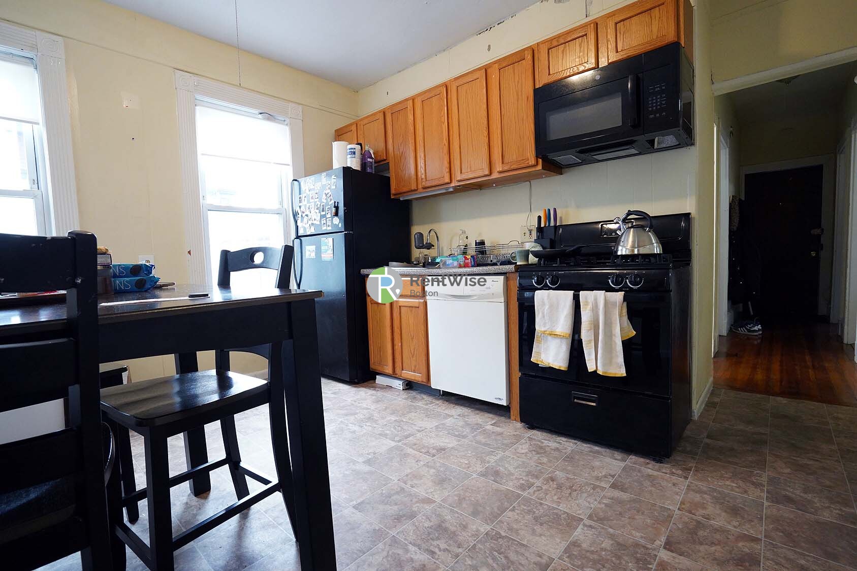 25 Linden St, Allston