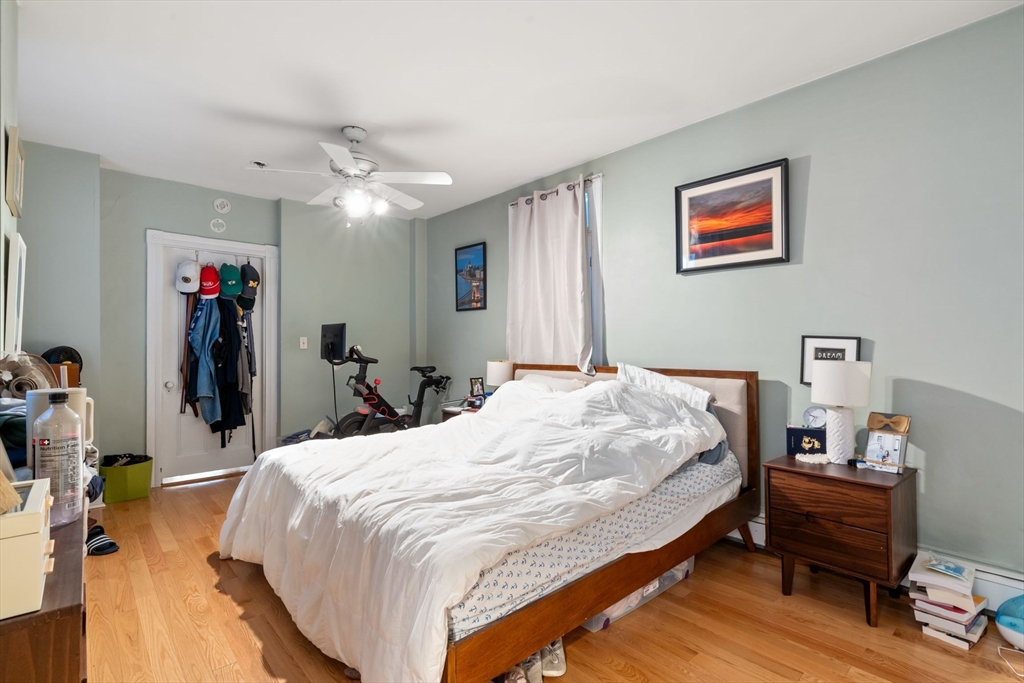 39 Grove St, Beacon Hill