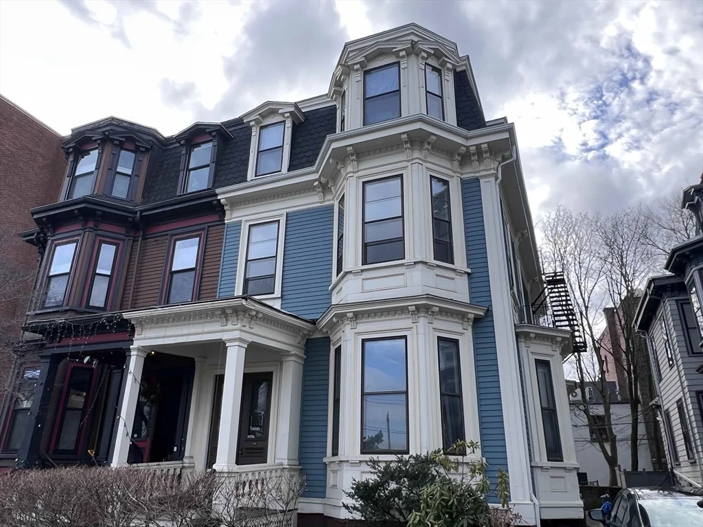 394 Broadway, Winter Hill