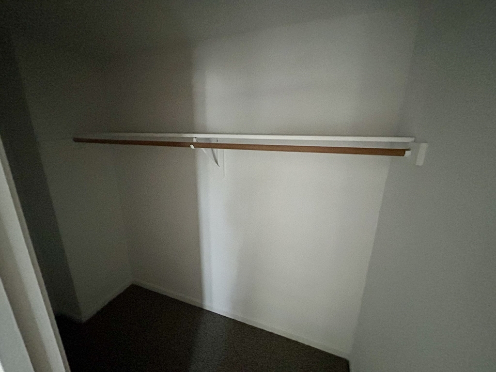 47 Wyman Rd, Collinsville