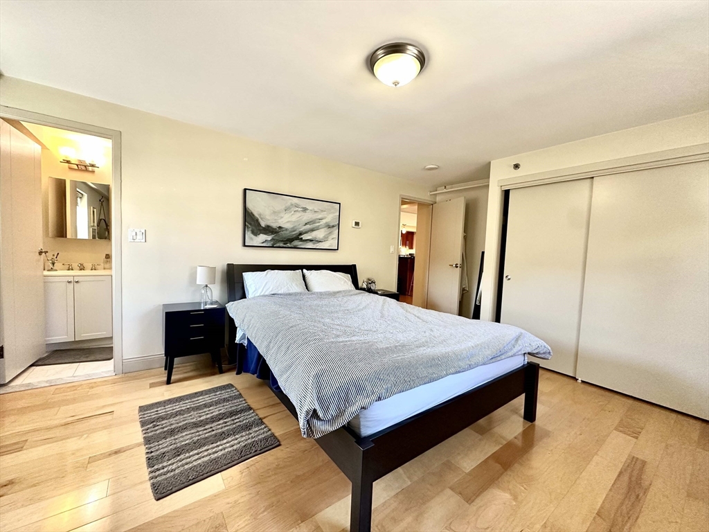 1600 Beacon St, Corey Hill