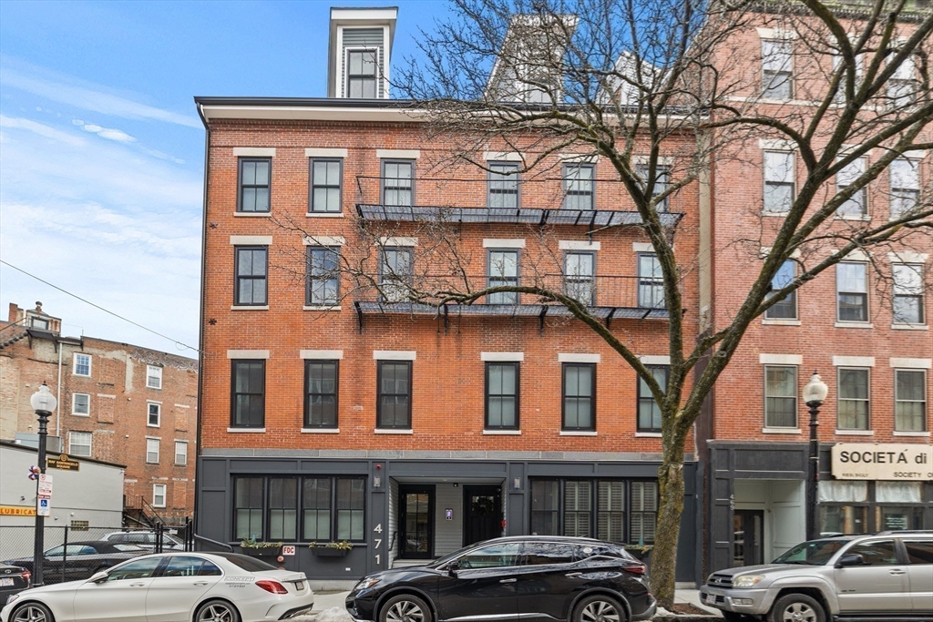 477 Hanover St, North End