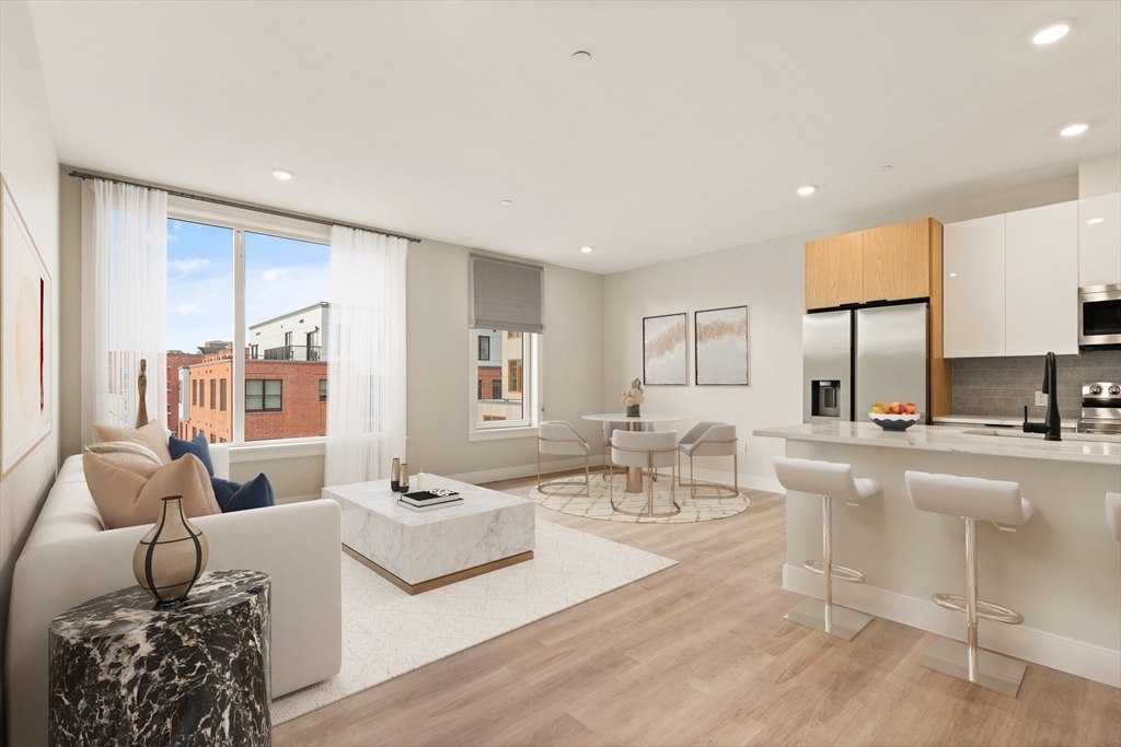 211 Green St, Jamaica Plain