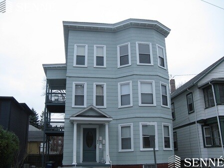 50 Dover St, North Cambridge