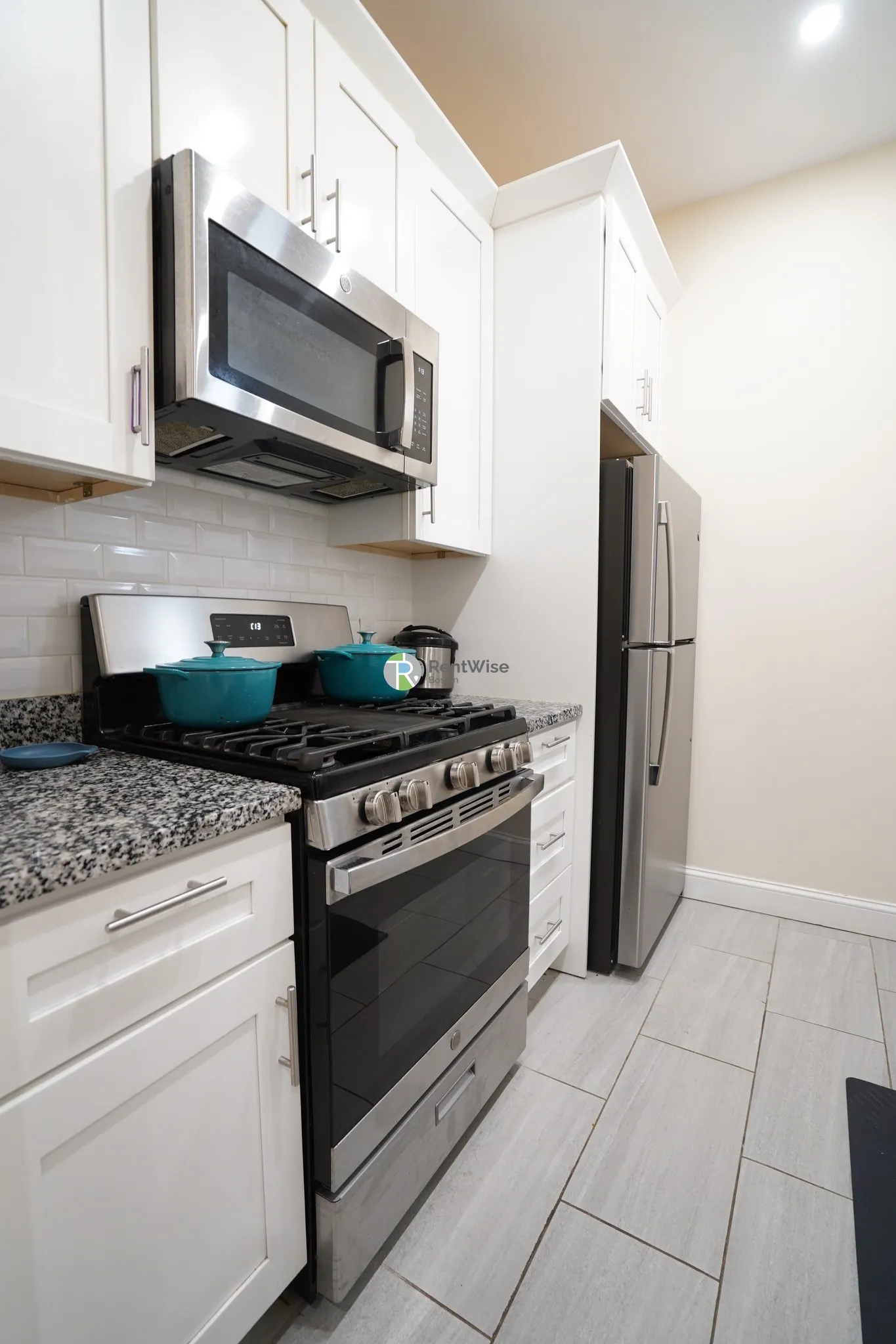 29 Queensberry St, Fenway