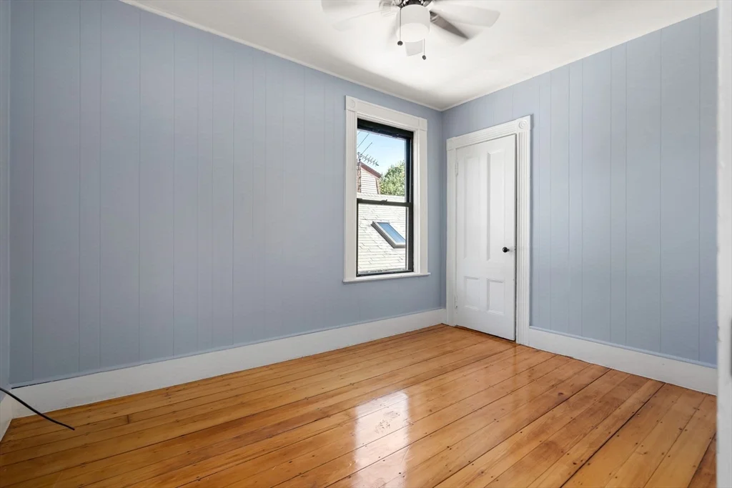 526 E 5th St, South Boston