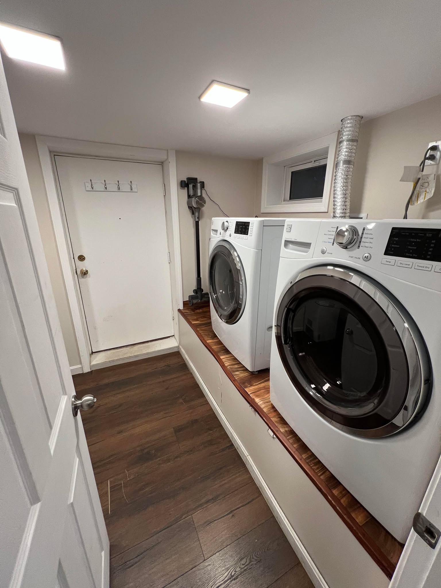 35 Glen Circle, Piety Corner Historic District