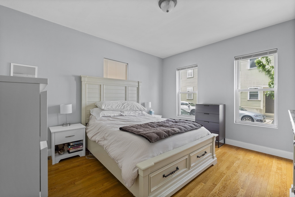 180 W 8th, South Boston