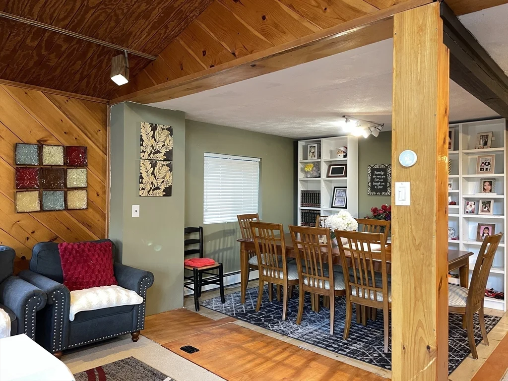 26 Pelham St, Billerica