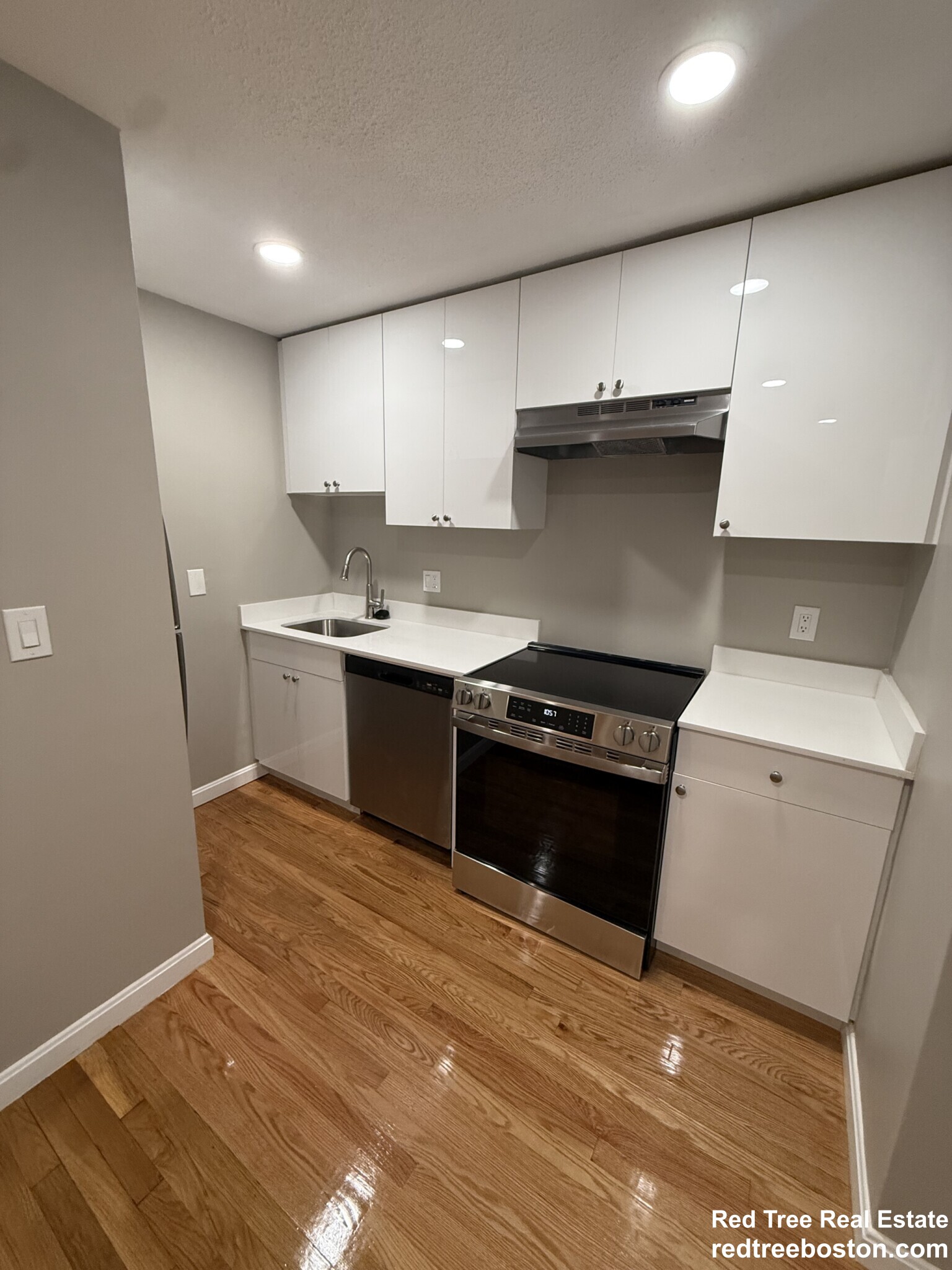 50 Evergreen St, Jamaica Plain