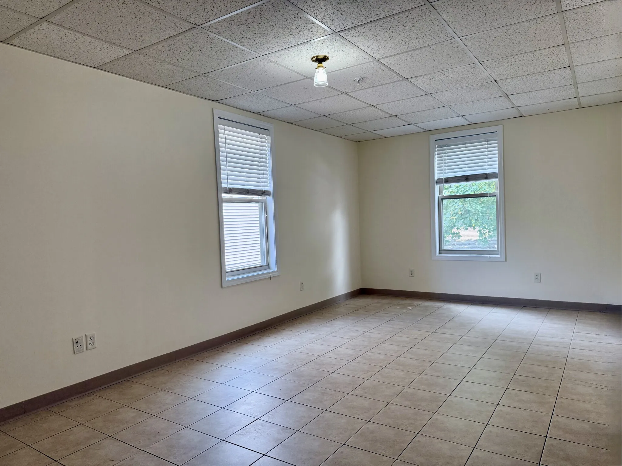 104 Adams St, South Side