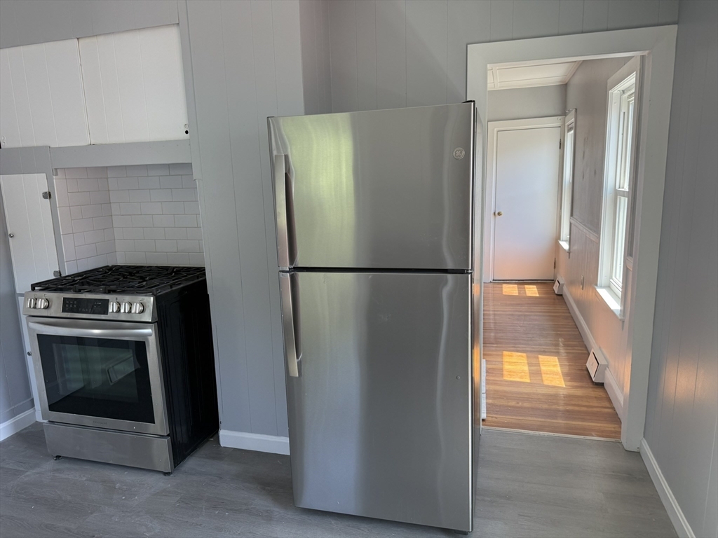 410-412 Court St, North Plymouth