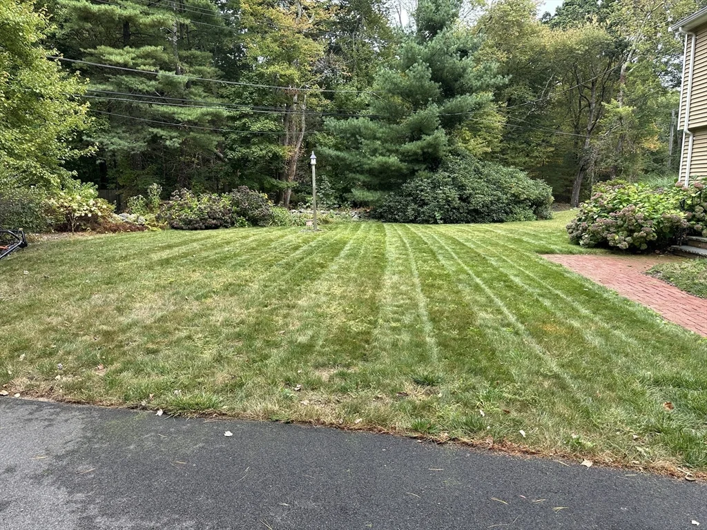 2 Bow St, Plainville