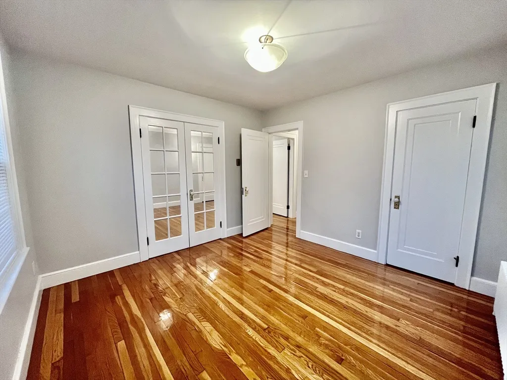 94 Glendale Rd, Quincy