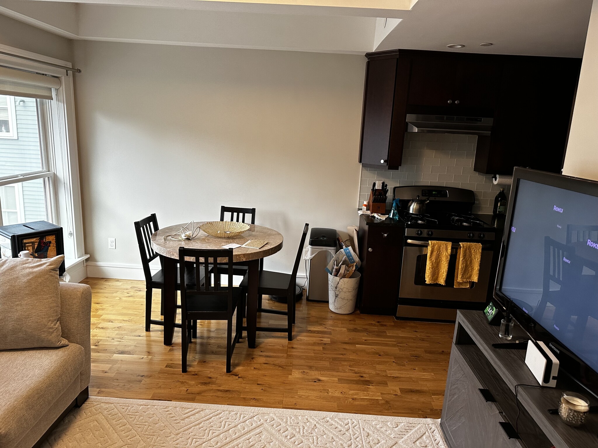 126 Charles St, East Cambridge