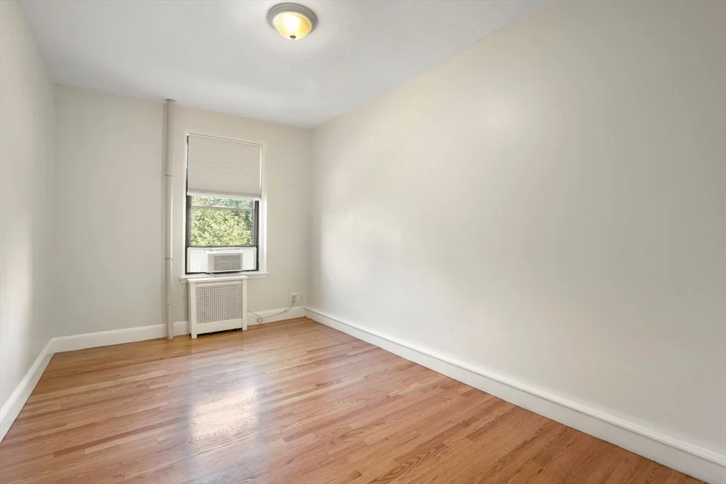 228 Commonwealth Ave, Back Bay