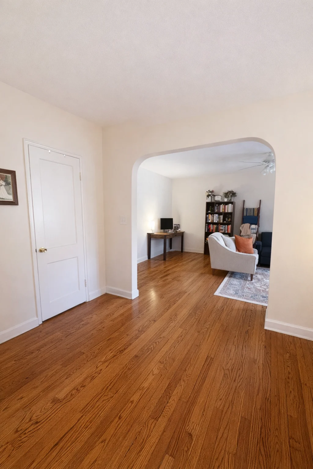 648 Washington St, Washington Square