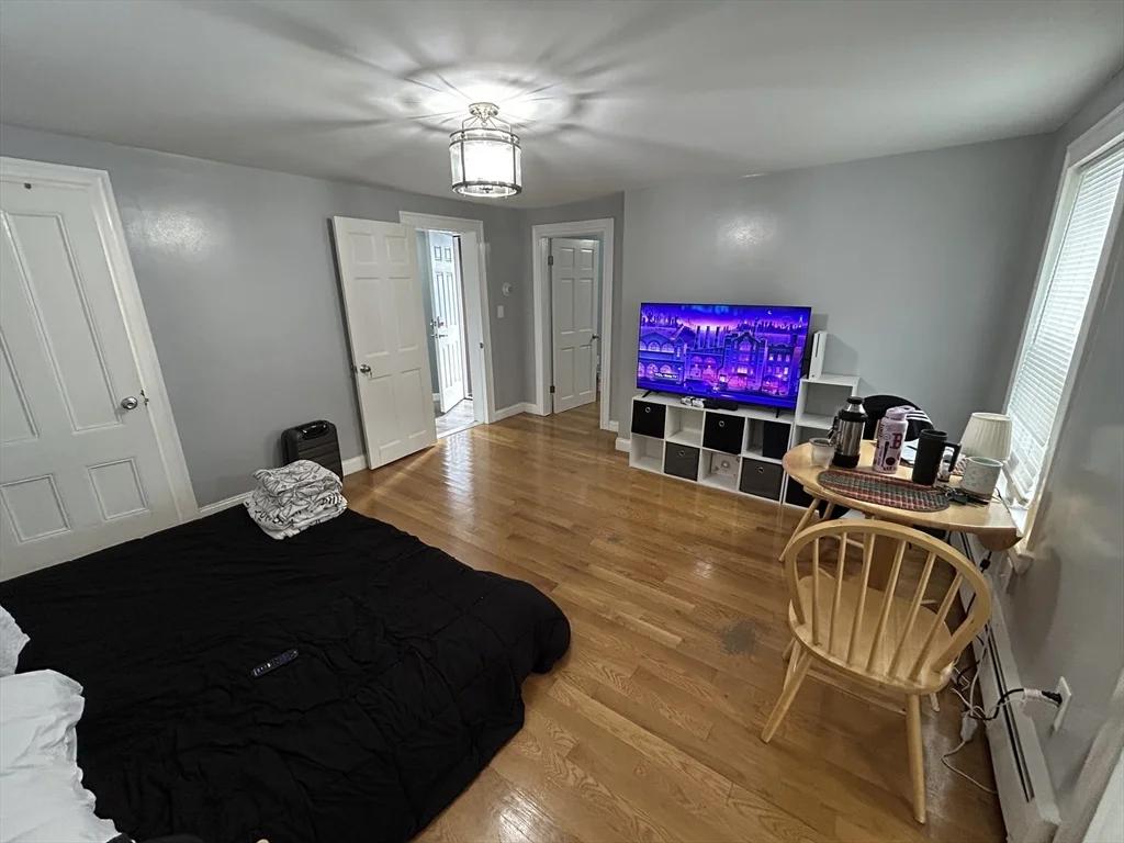 50 Hichborn St, Revere