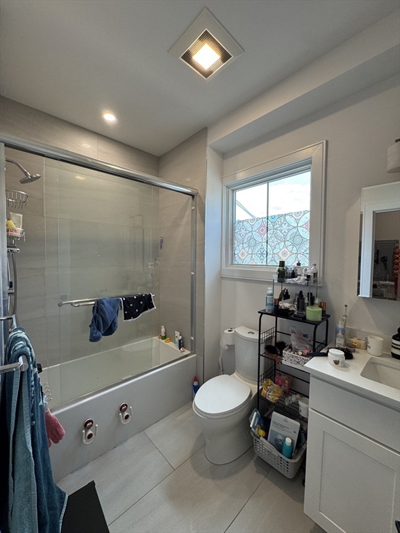 13 Greylock Rd, Allston